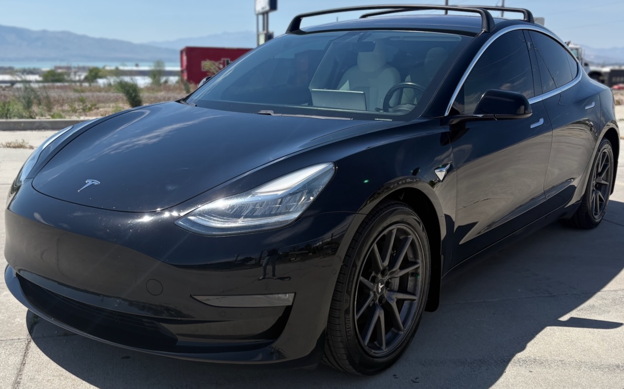 2018 Tesla Model 3 Long Range Dual Motor All-Wheel Drive's photo